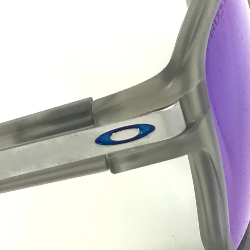 Oakley Sunglasses Latch Beta OO9436-0654 Matte Grey Ink Prizm Sapphire Polarized